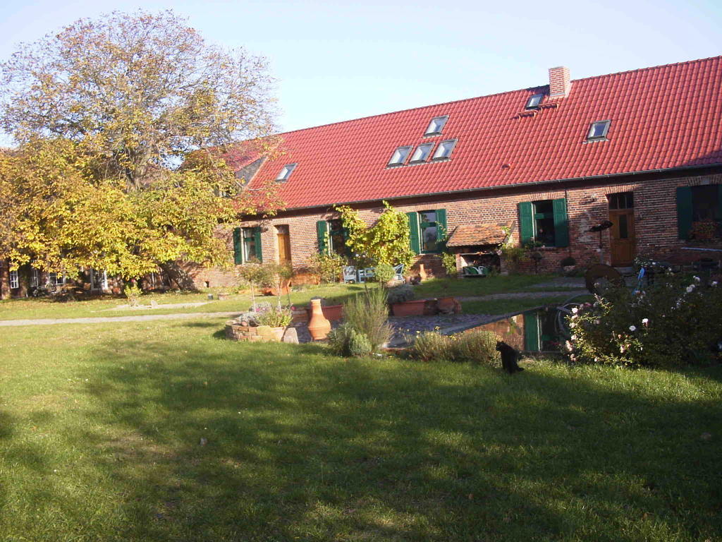 Pension Kunsthof Dahrenstedt ภายนอก รูปภาพ